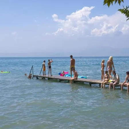Σπίτι διακοπών Small Of Only 18 With Swimming Pool