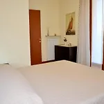 Near Garda Ferienhaus Lazise